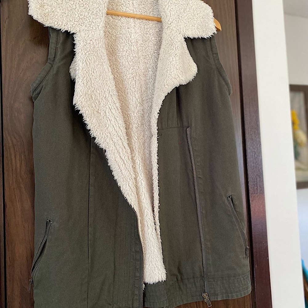 Quicksilver vest medium